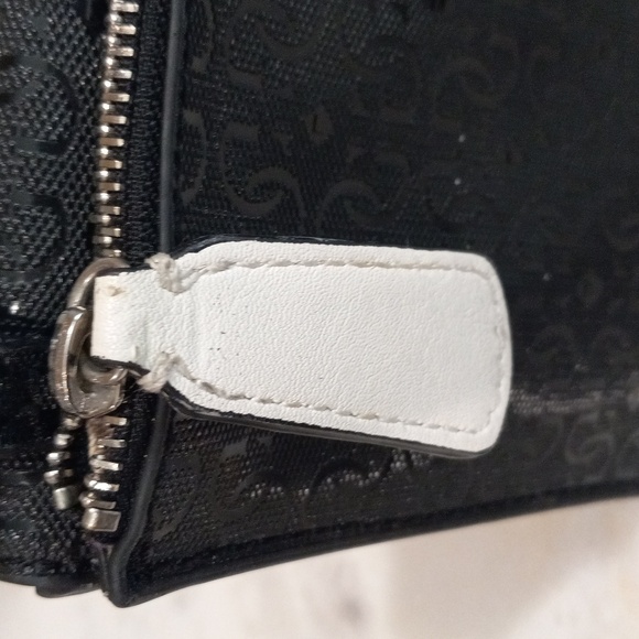 Shoulder Bag - Picture 5 of 16